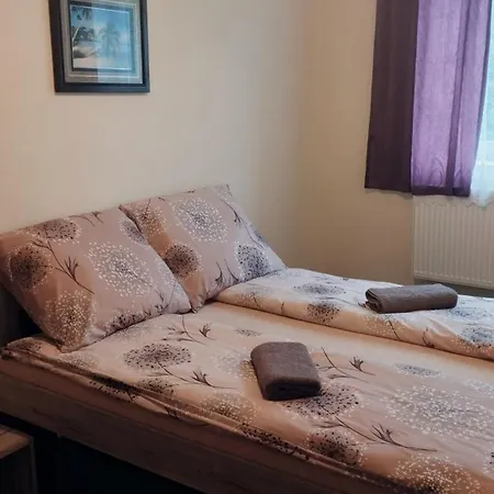 Sezonni Pronajem Bytu Apartamento