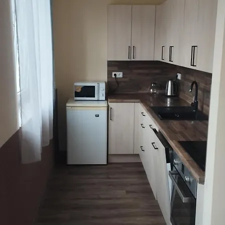 Sezonni Pronajem Bytu *